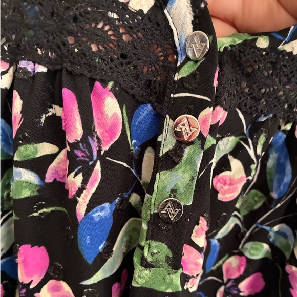 Adrienne Vittadini Floral Black and Pink Women's Blouse 3X - Picture 5 of 9